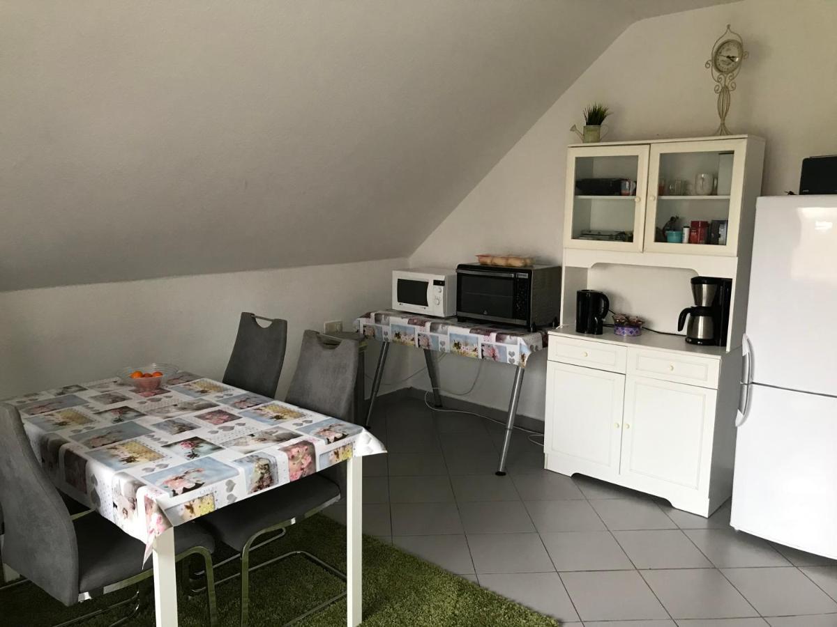 Zum Hoambarg, Kitchen, Balcony, Bathroom Uelsen Esterno foto